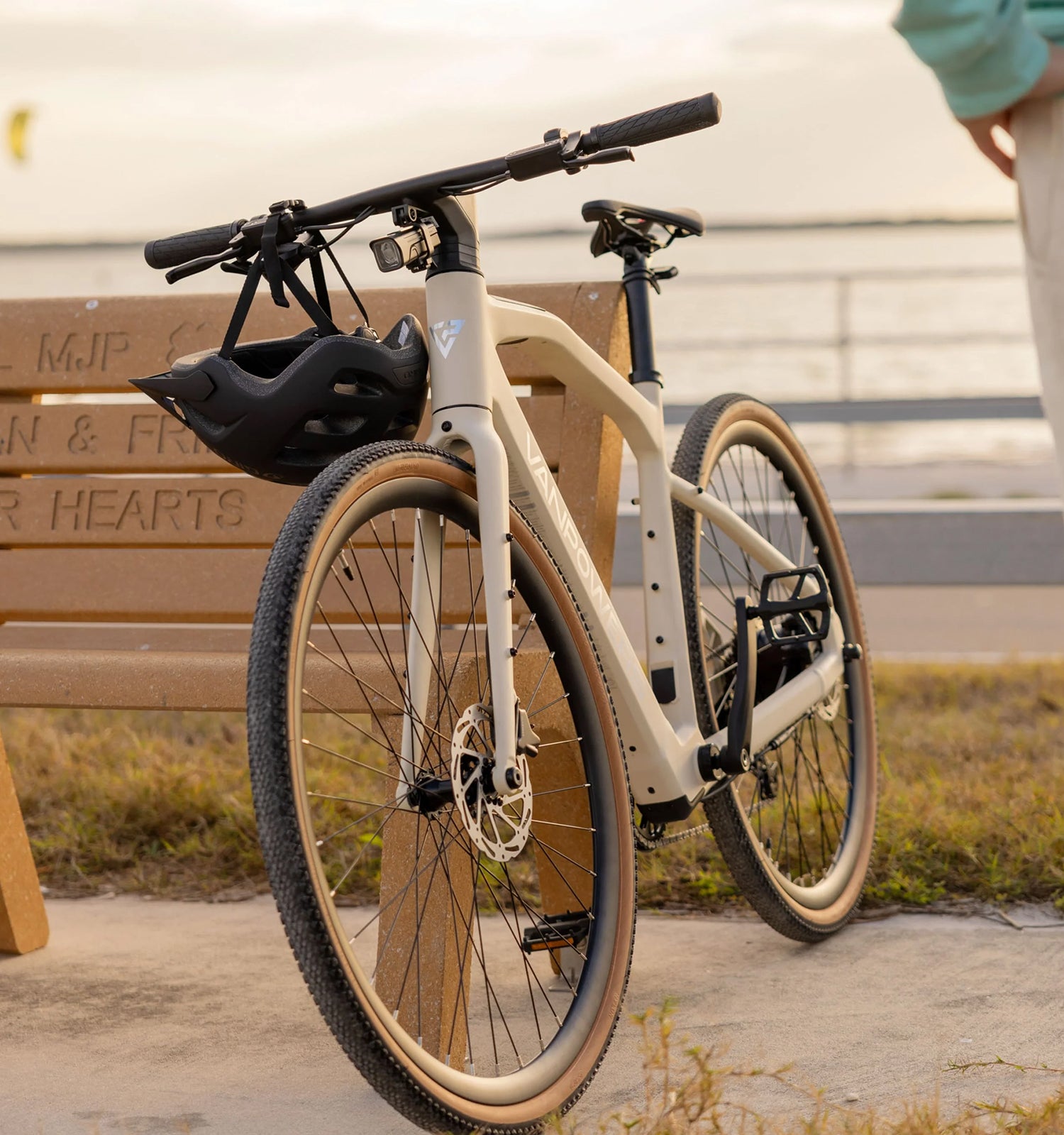 UBEB16 40lb Lightweight Gravel E-Bike | GPS | 60 Mile Range