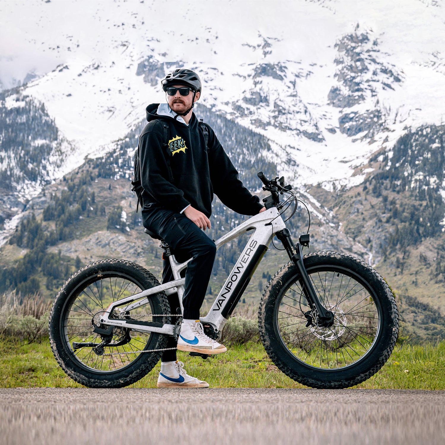 UBEB08_750W_Mountain_Electric_Bicycle_05
