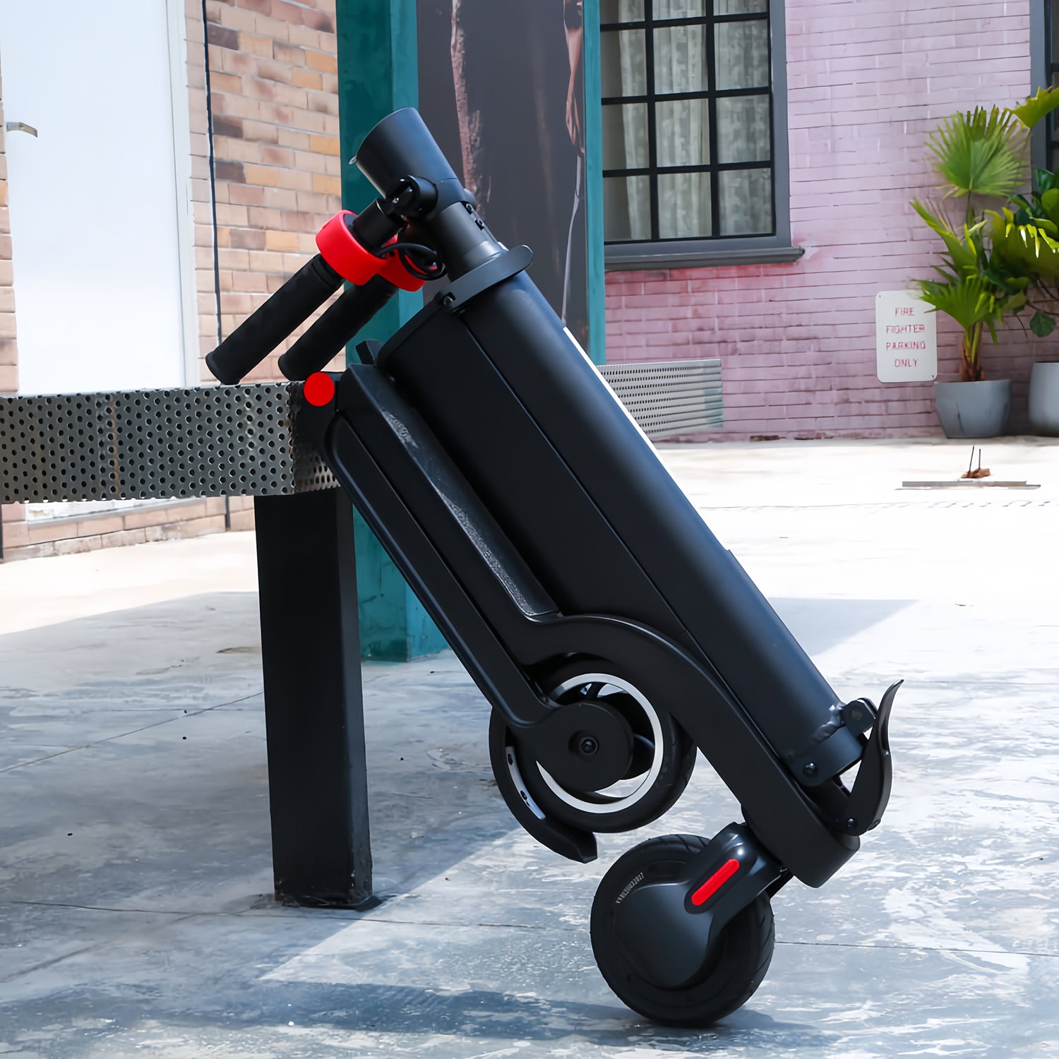 UBES05 Backpack E-Scooter with Removable Battery